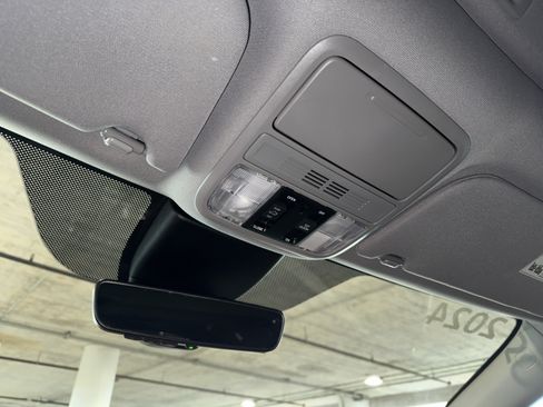 Used 2024 Honda Odyssey EX-L image 33