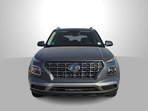New 2026 Hyundai Venue SEL image 3