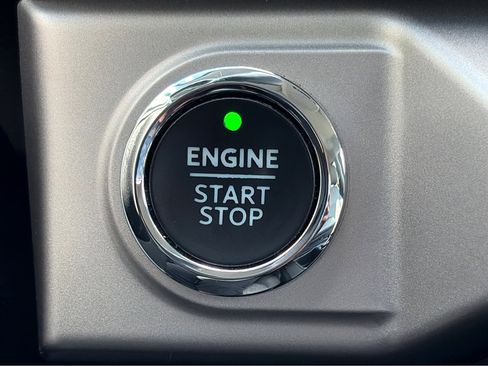Used 2021 Ford F150 XLT w/ Equipment Group 302A High AWD/4WD image 18