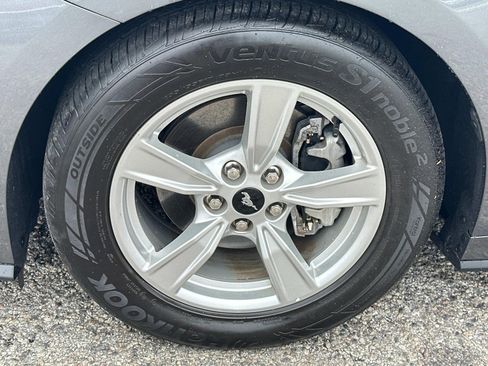 Used 2024 Ford Mustang Coupe image 23