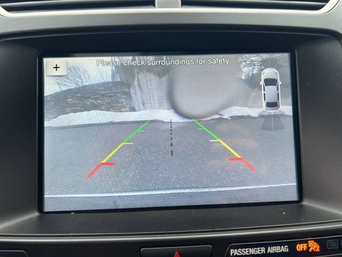 Used 2018 Ford Explorer XLT w/ Equipment Group 202A image 21