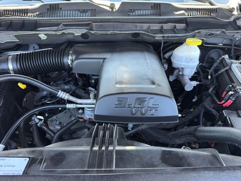 Used 2024 RAM 1500 Classic SLT image 33