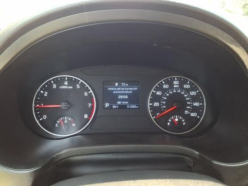 Used 2023 Kia Seltos EX AWD/4WD image 8
