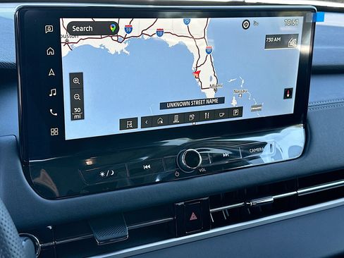 New 2025 Mitsubishi Outlander SE image 8