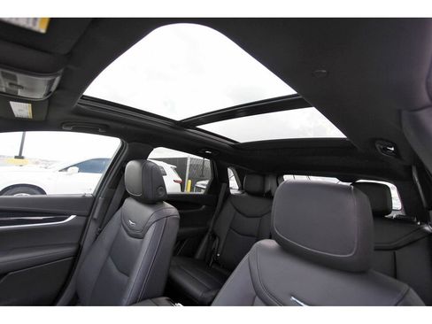 New 2025 Cadillac XT5 Premium Luxury w/ Technology Package image 23