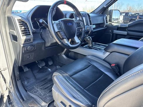 Used 2018 Ford F150 Raptor w/ Equipment Group 802A Luxury image 9