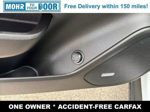 Used 2022 Chevrolet Blazer LT w/ Sound & Technology Package image 12