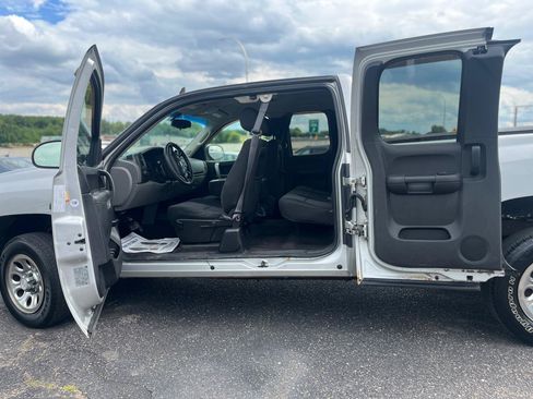 Used 2011 Chevrolet Silverado 1500 LS RWD image 9