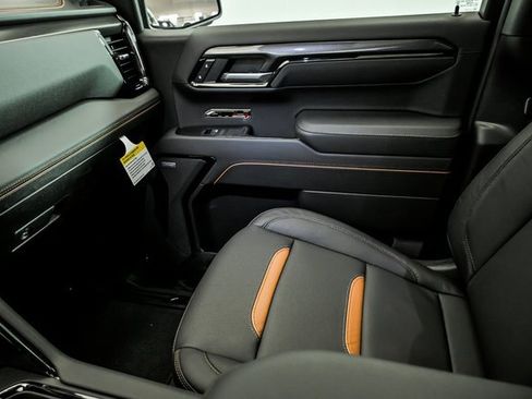 New 2026 GMC Sierra 1500 AT4 w/ Technology Package image 19
