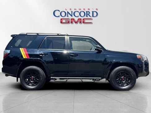 Used 2021 Toyota 4Runner Venture AWD/4WD image 3