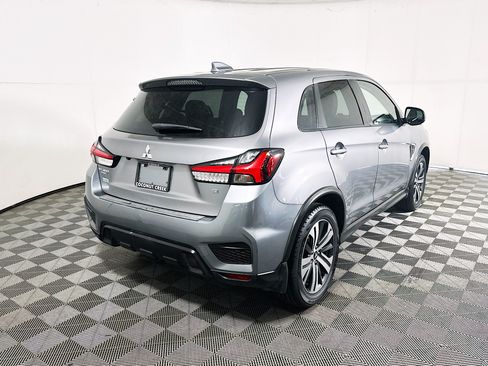 Used 2022 Mitsubishi Outlander Sport SE FWD image 3