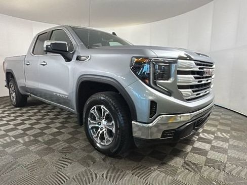 New 2026 GMC Sierra 1500 SLE RWD image 2