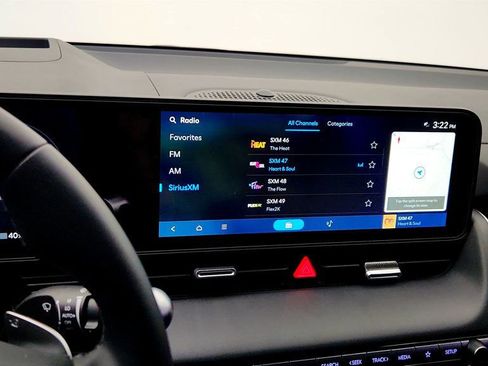 Used 2025 Hyundai Ioniq 5 Limited image 19