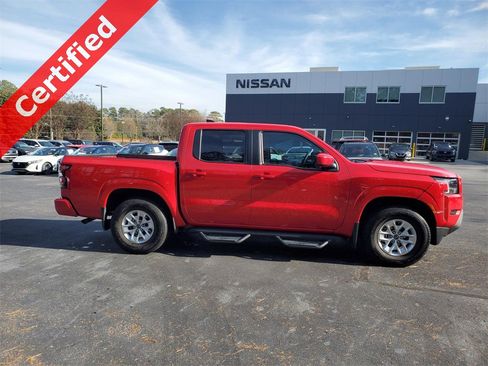 Certified 2024 Nissan Frontier SV w/ Technology Package image 2