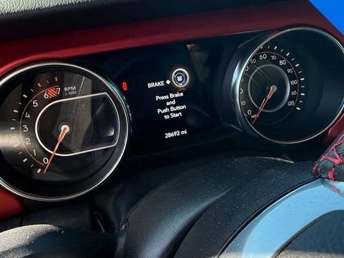 Used 2023 Jeep Wrangler Unlimited Rubicon w/ Cold Weather Group AWD/4WD image 7