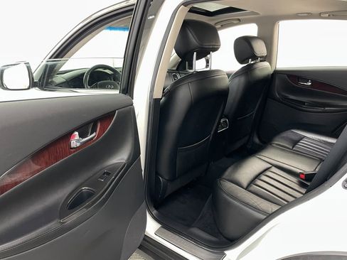 Used 2017 INFINITI QX50 Base w/ Premium Plus Package image 44