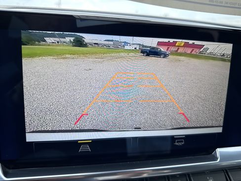 Used 2023 Chevrolet Silverado 1500 LT image 18