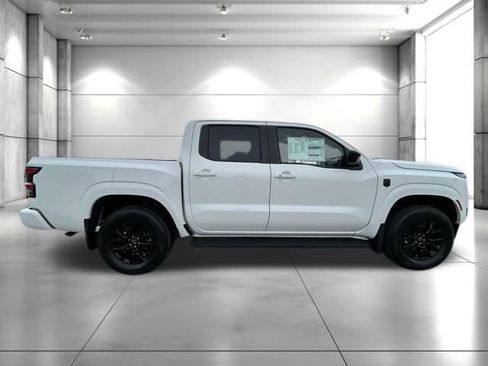 New 2026 Nissan Frontier SV w/ SV Convenience Package image 8