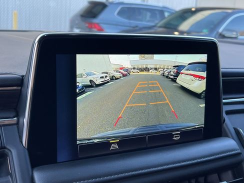 Used 2022 Chevrolet Tahoe LT image 18