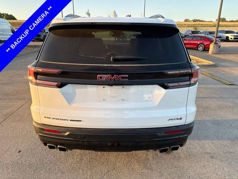 Used 2024 GMC Acadia AT4 w/ Luxury Package AWD/4WD image 9