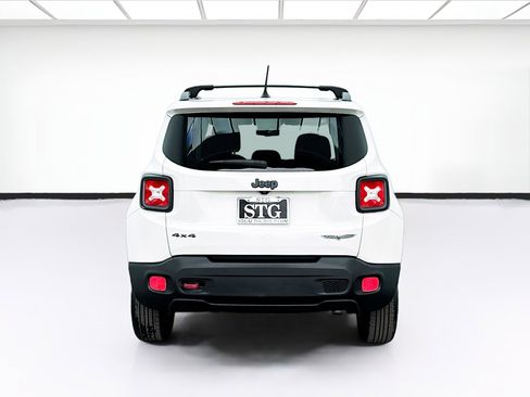 Used 2017 Jeep Renegade Trailhawk image 5