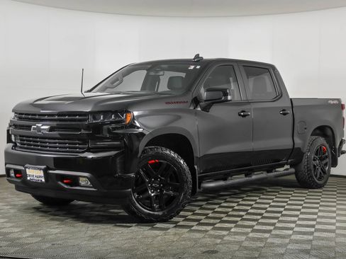 Used 2021 Chevrolet Silverado 1500 RST w/ Redline Edition image 2