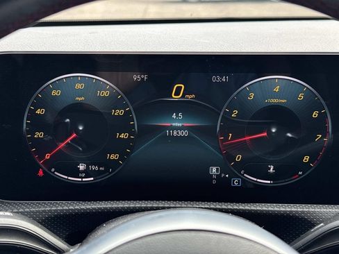 Used 2020 Mercedes-Benz A 220 image 29