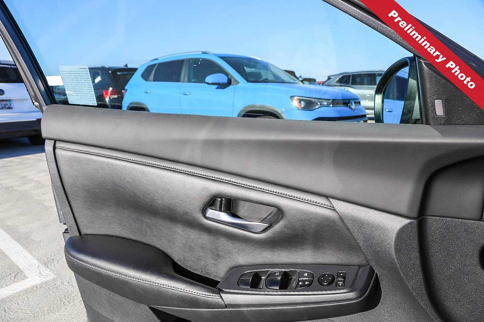 Used 2023 Nissan Sentra SV FWD image 16