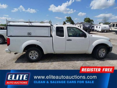 Used 2018 Nissan Frontier S image 26