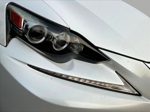 Used 2016 Lexus IS 300 AWD w/ Premium Package image 32