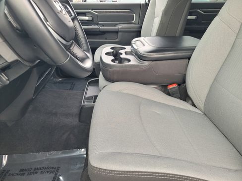 Used 2024 RAM 2500 Big Horn w/ Bed Utility Group image 21