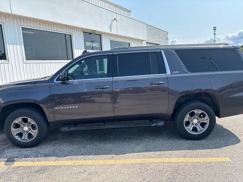 Used 2017 Chevrolet Suburban LT AWD/4WD image 2