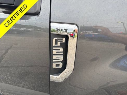 Used 2019 Ford F250 XLT w/ Snow Plow Prep Package AWD/4WD image 27