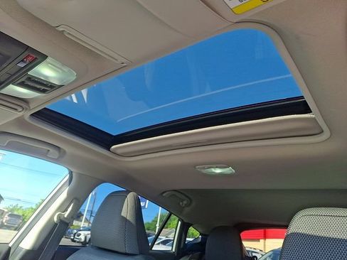 Certified 2024 Subaru Crosstrek 2.0i Premium AWD/4WD image 16