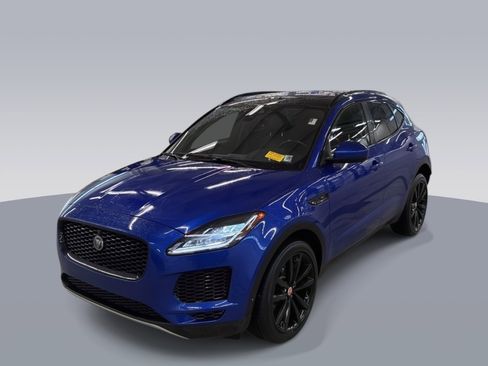 Used 2018 Jaguar E-PACE SE image 1