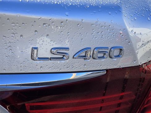 Used 2017 Lexus LS 460 image 9