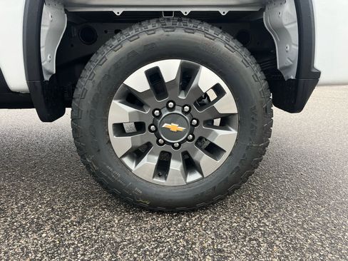 New 2026 Chevrolet Silverado 2500 Custom w/ Custom Value Package image 31