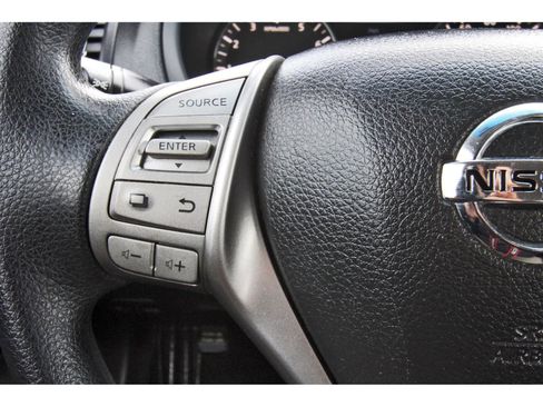 Used 2015 Nissan Altima 2.5 S w/ Power Driver Seat Package FWD image 17
