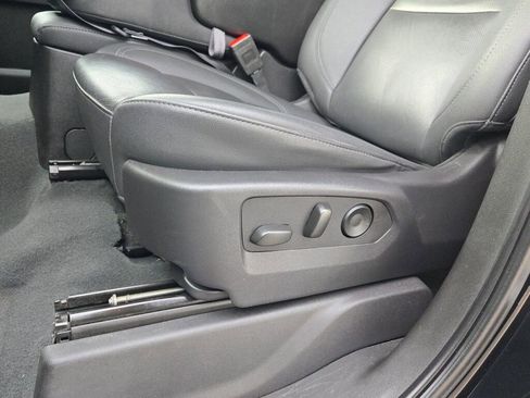 Used 2025 GMC Sierra 1500 SLT image 21