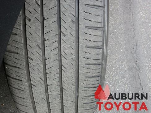 Used 2012 Toyota Camry SE image 5