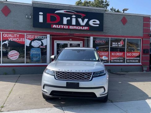 Used 2018 Land Rover Range Rover Velar S image 1