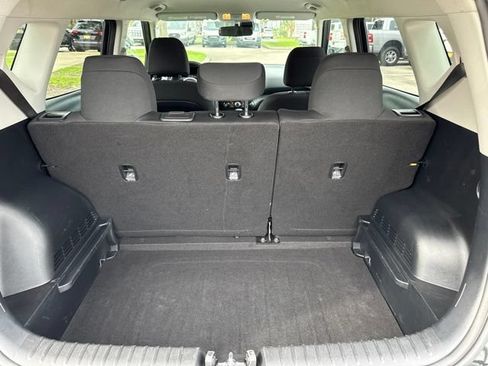 Used 2025 Kia Soul LX w/ LX Technology Package FWD image 18