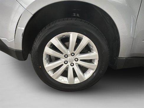 Used 2012 Subaru Forester 2.5X Premium w/ Popular Pkg 2 image 24