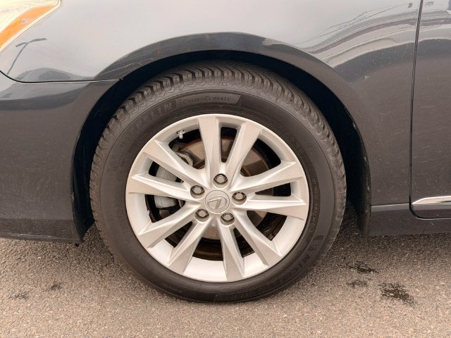 Used 2011 Lexus ES 350 w/ Preferred Accessory Package FWD image 12
