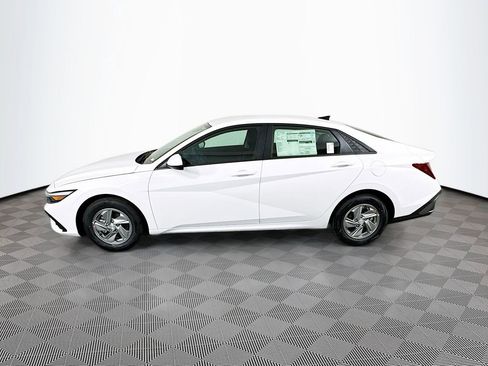 New 2026 Hyundai Elantra SE image 8