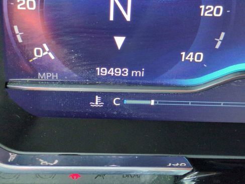 Used 2025 Chevrolet Silverado 2500 High Country w/ Technology Package image 33