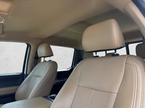 Used 2022 Ford F250 Lariat w/ Chrome Package AWD/4WD image 14