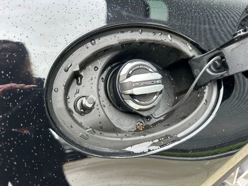 Used 2025 Porsche 911 Turbo S image 43