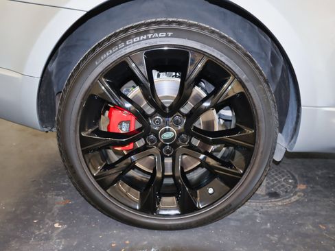 Used 2020 Land Rover Range Rover Sport HST image 54