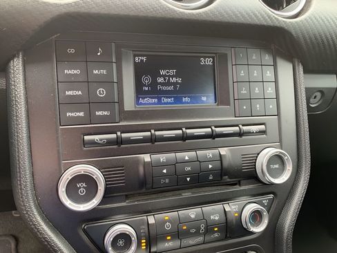 Used 2016 Ford Mustang Convertible w/ Equipment Group 051A image 20